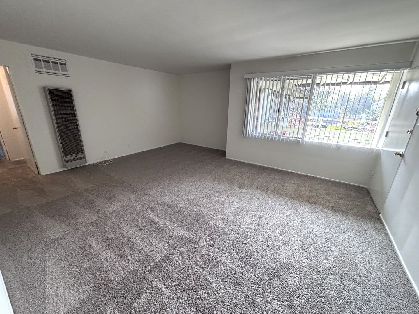 Pasadena Apartment: 305 E. California Blvd.