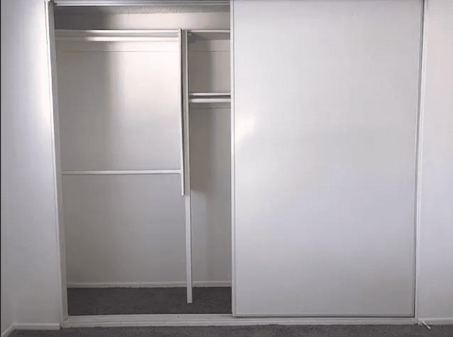 Sherman Oaks Apartment: 4747 Kester Ave