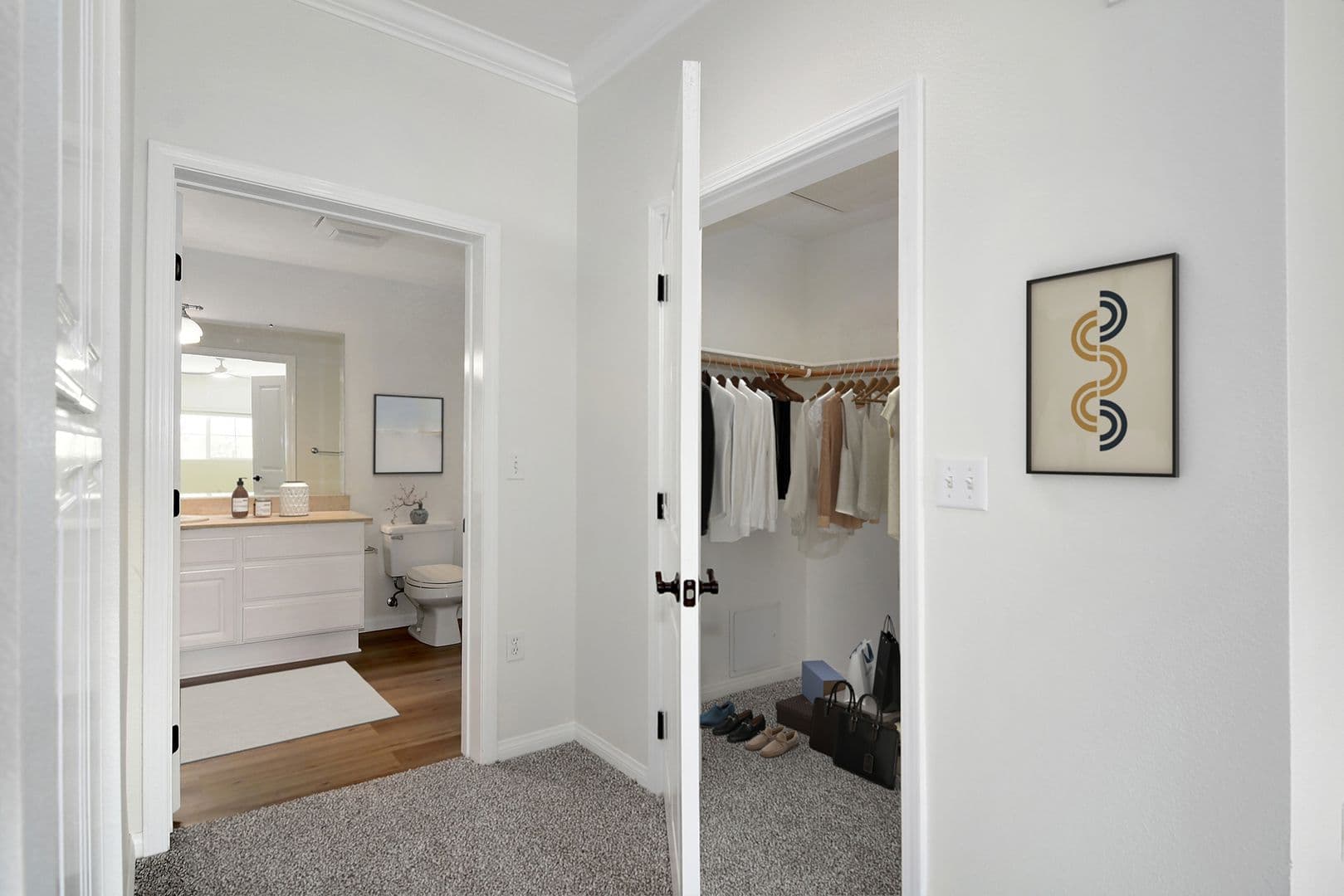 Toluca Lake Apartment: 4205 Cahuenga Boulevard