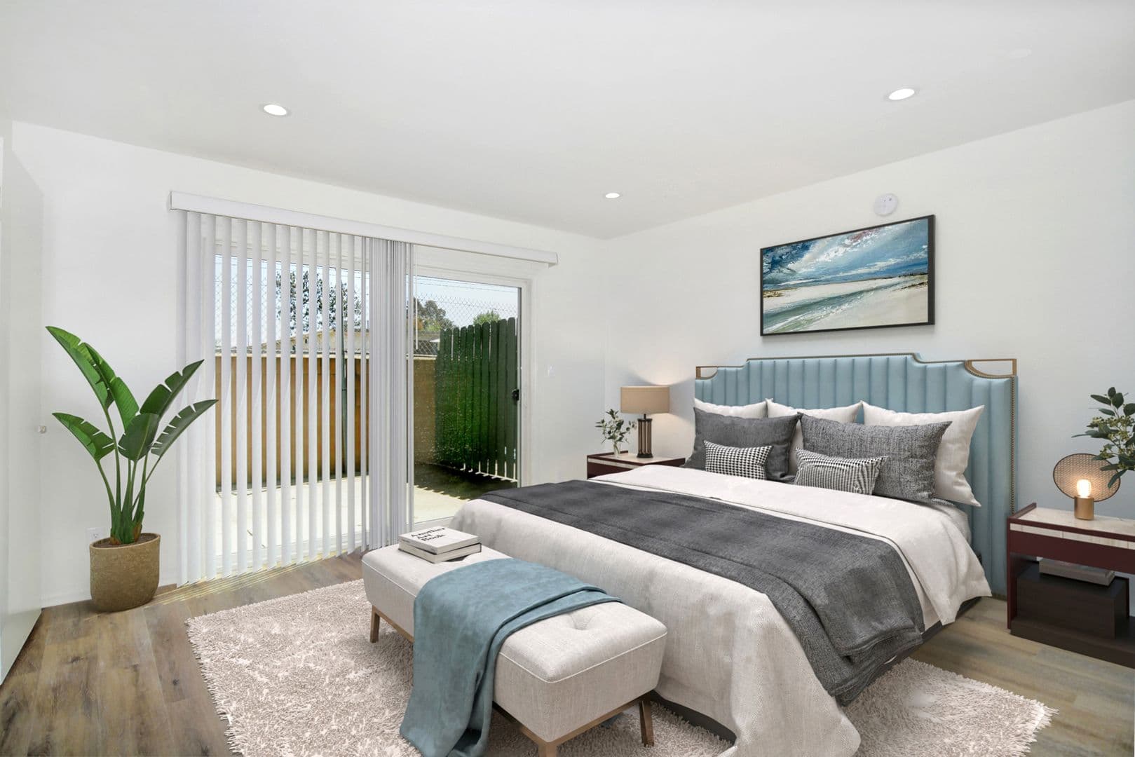 Van Nuys Apartment: 14960 Sherman Way
