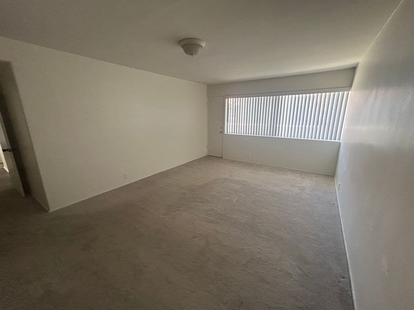 Pasadena Apartment: 285 W. California Ave.
