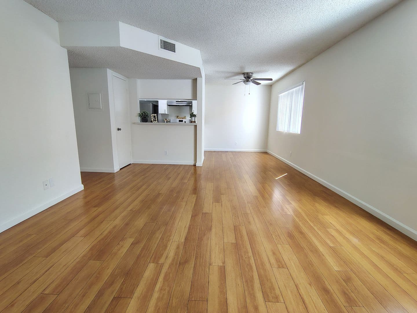 Glendale Apartment: 320 W. Maple St.