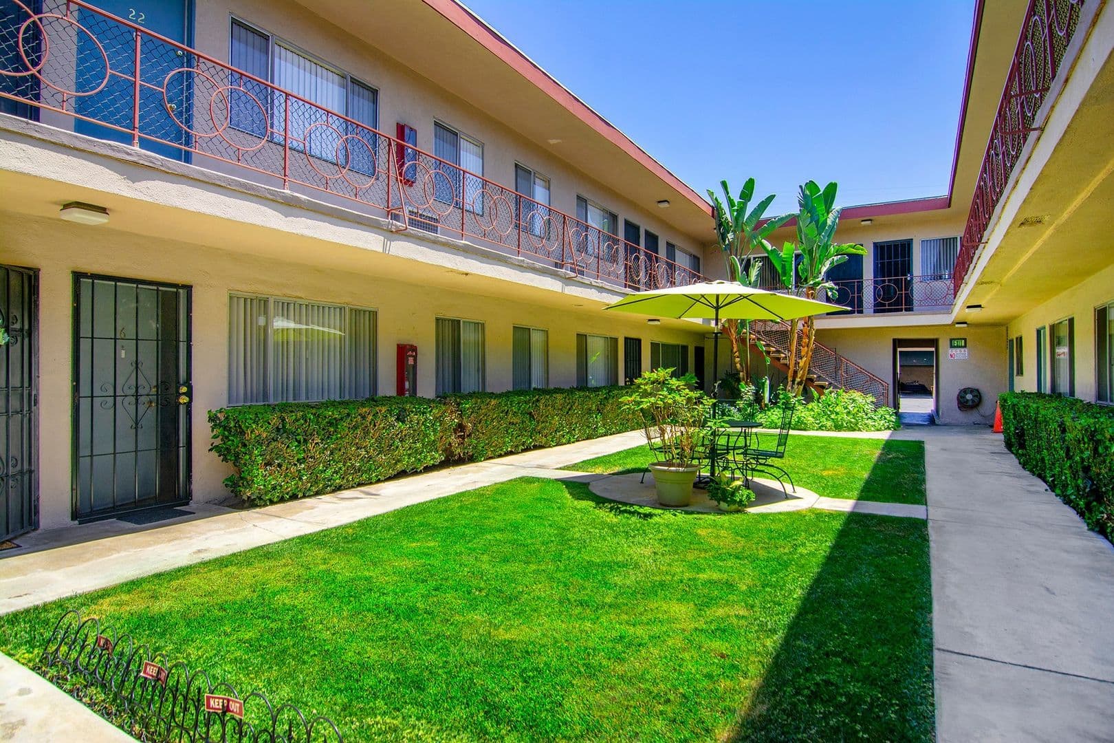 Glendale Apartment: 128 W. Maple Street