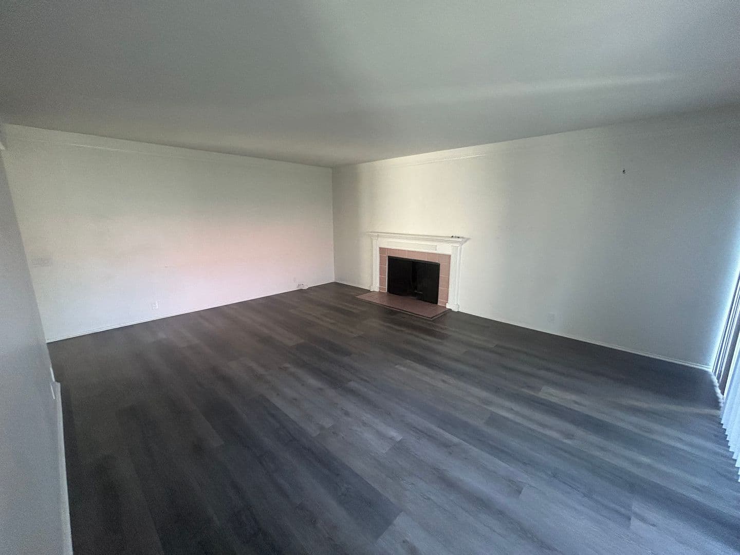 Pasadena Apartment: 285 W. California Ave.