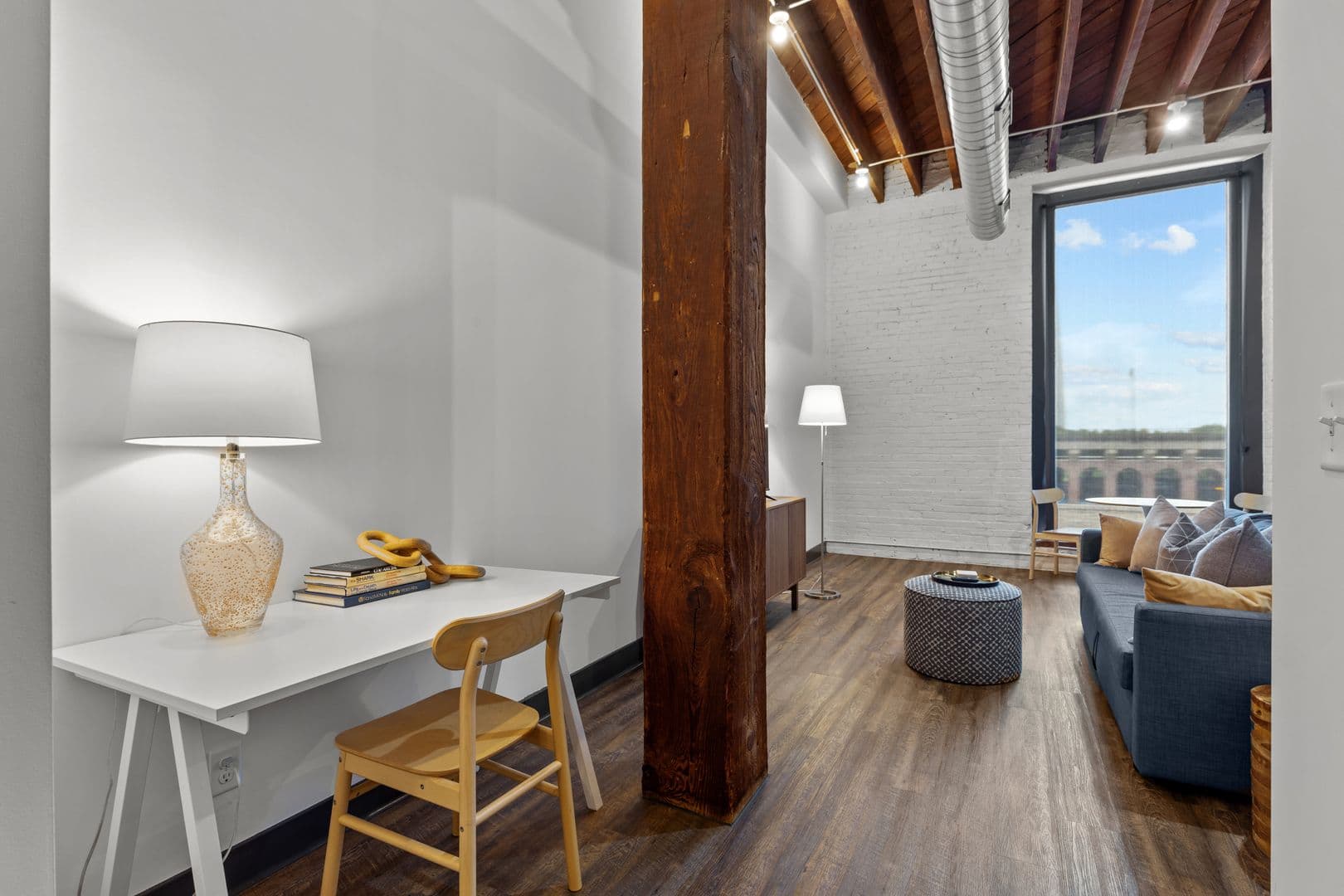 St Louis Apartment: 701 N 1st St