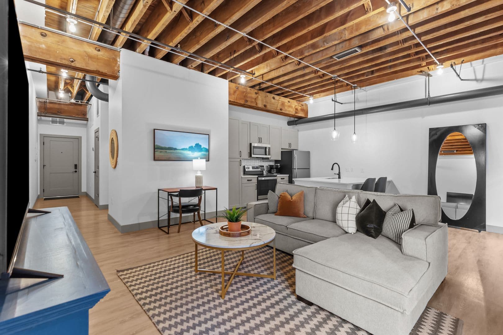 St Louis Apartment: 618 N 1st St