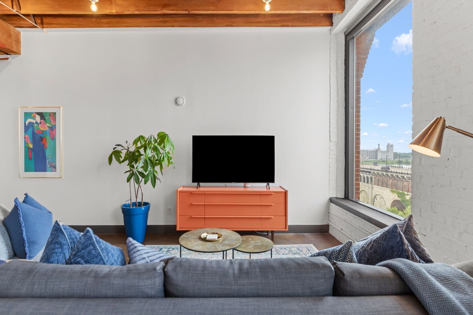 St Louis Apartment: 701 N 1st St