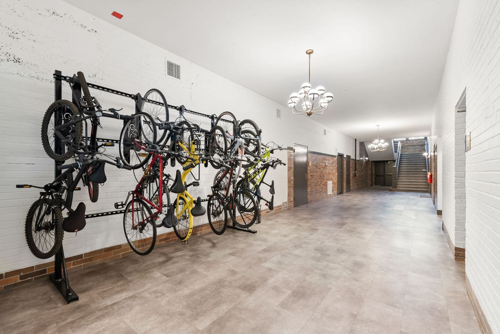 St. Louis Apartment: 7135 Canterbury Ave