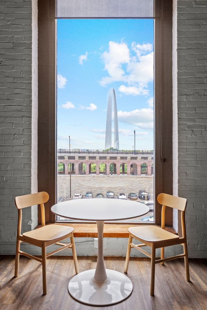 St Louis Apartment: 701 N 1st St