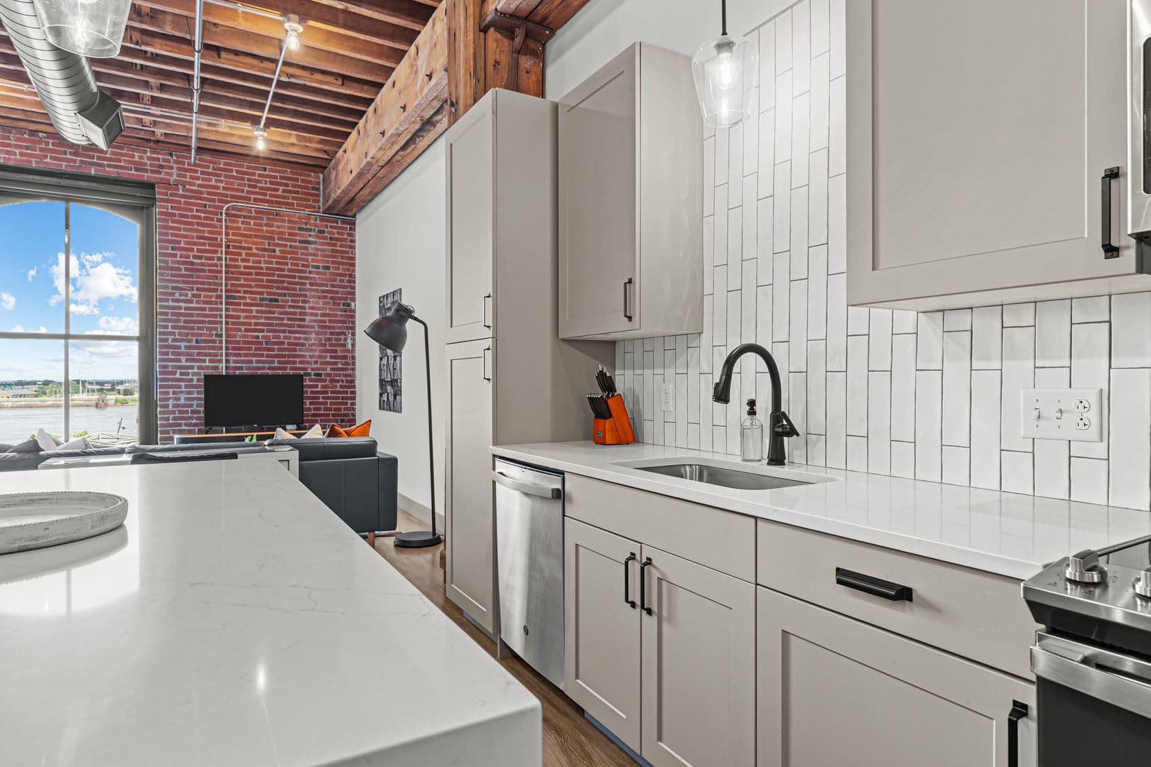 St Louis Apartment: 618 N 1st St