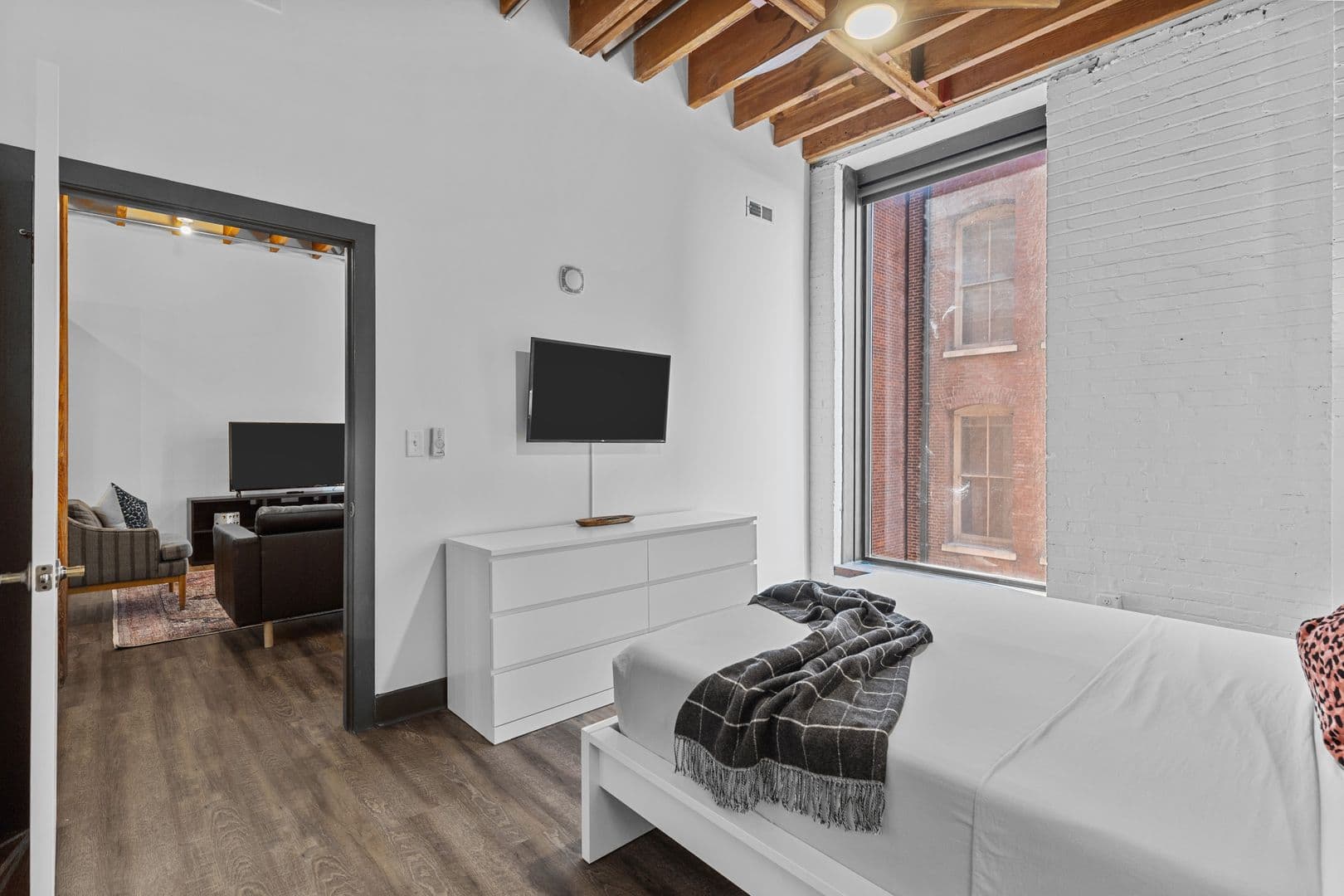 St Louis Apartment: 701 N 1st St