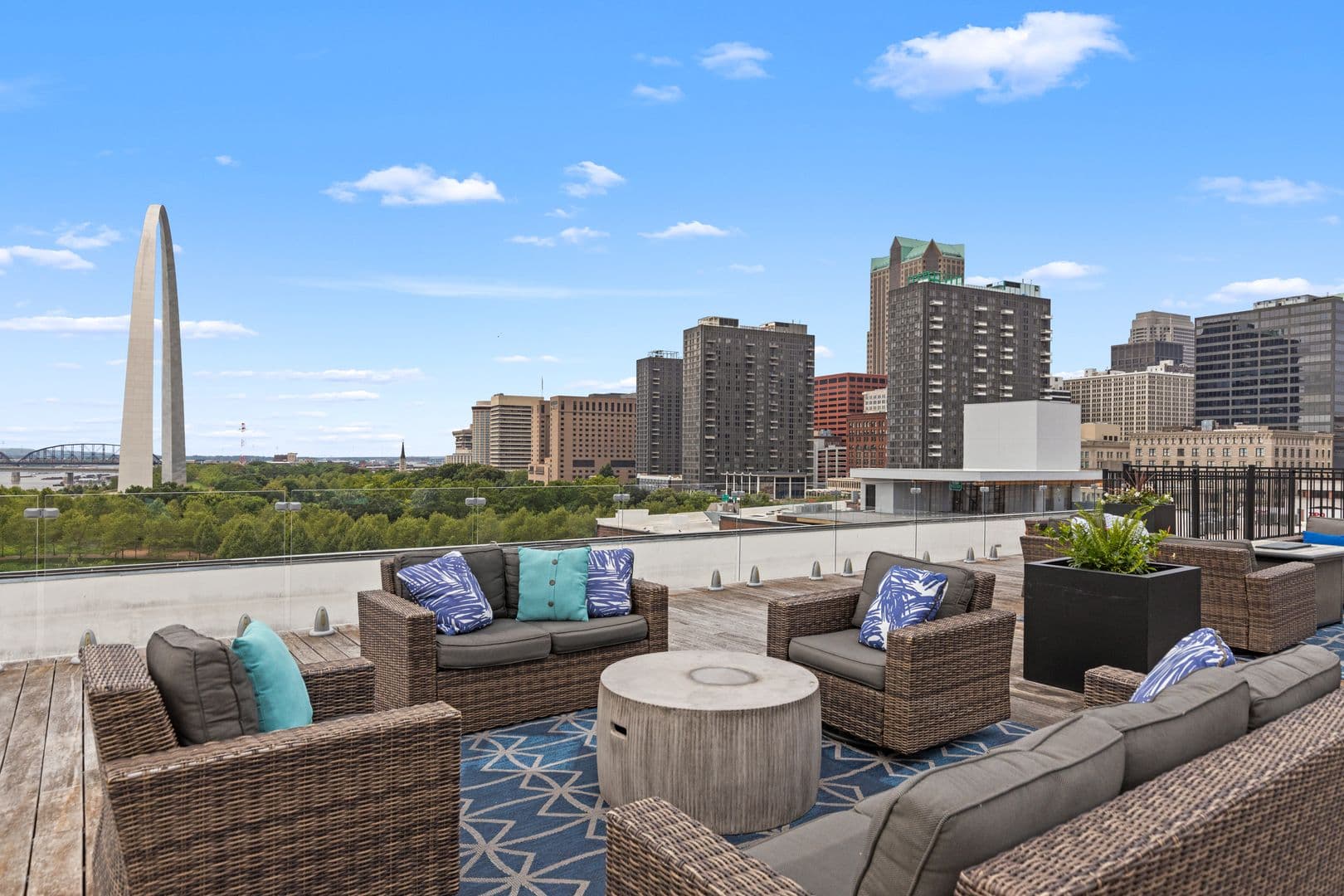 St Louis Apartment: 701 N 1st St