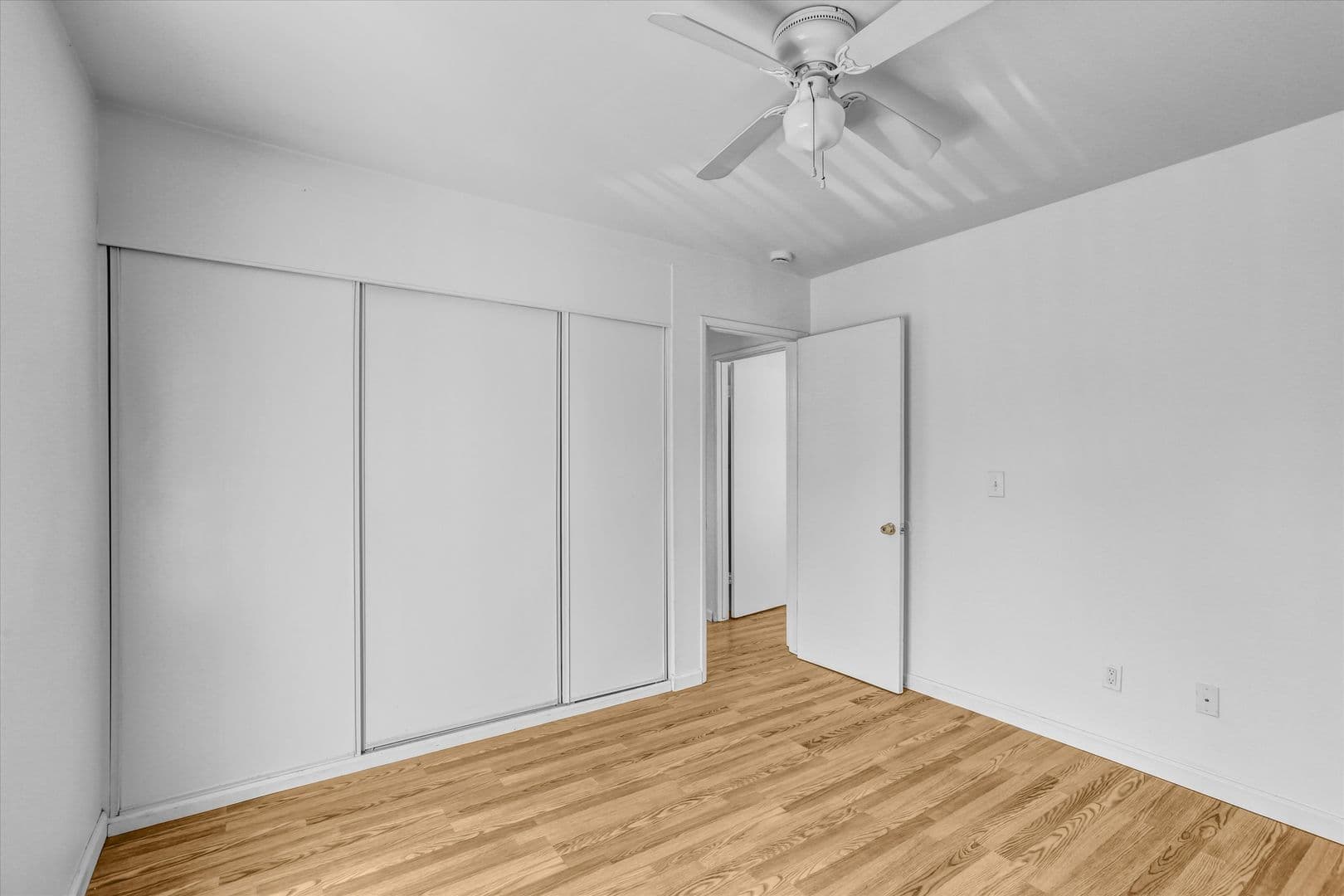 San Diego Apartment: 4160 Hamilton Street