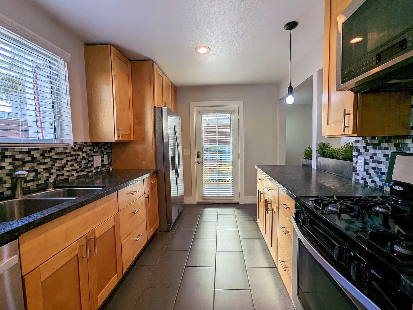 San Diego House: 4321 1/2 Louisiana St