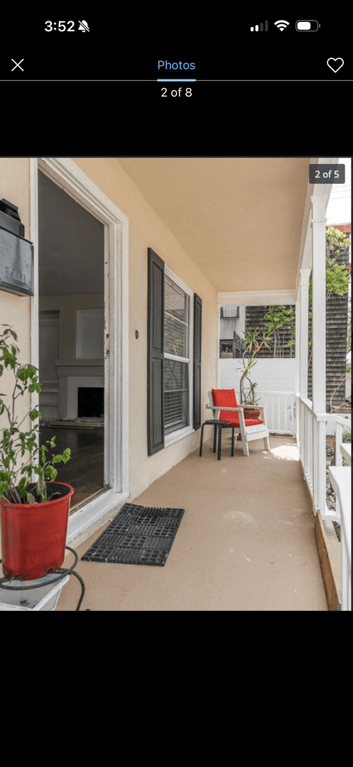 Los Angeles House: 7134 W. 85th Street