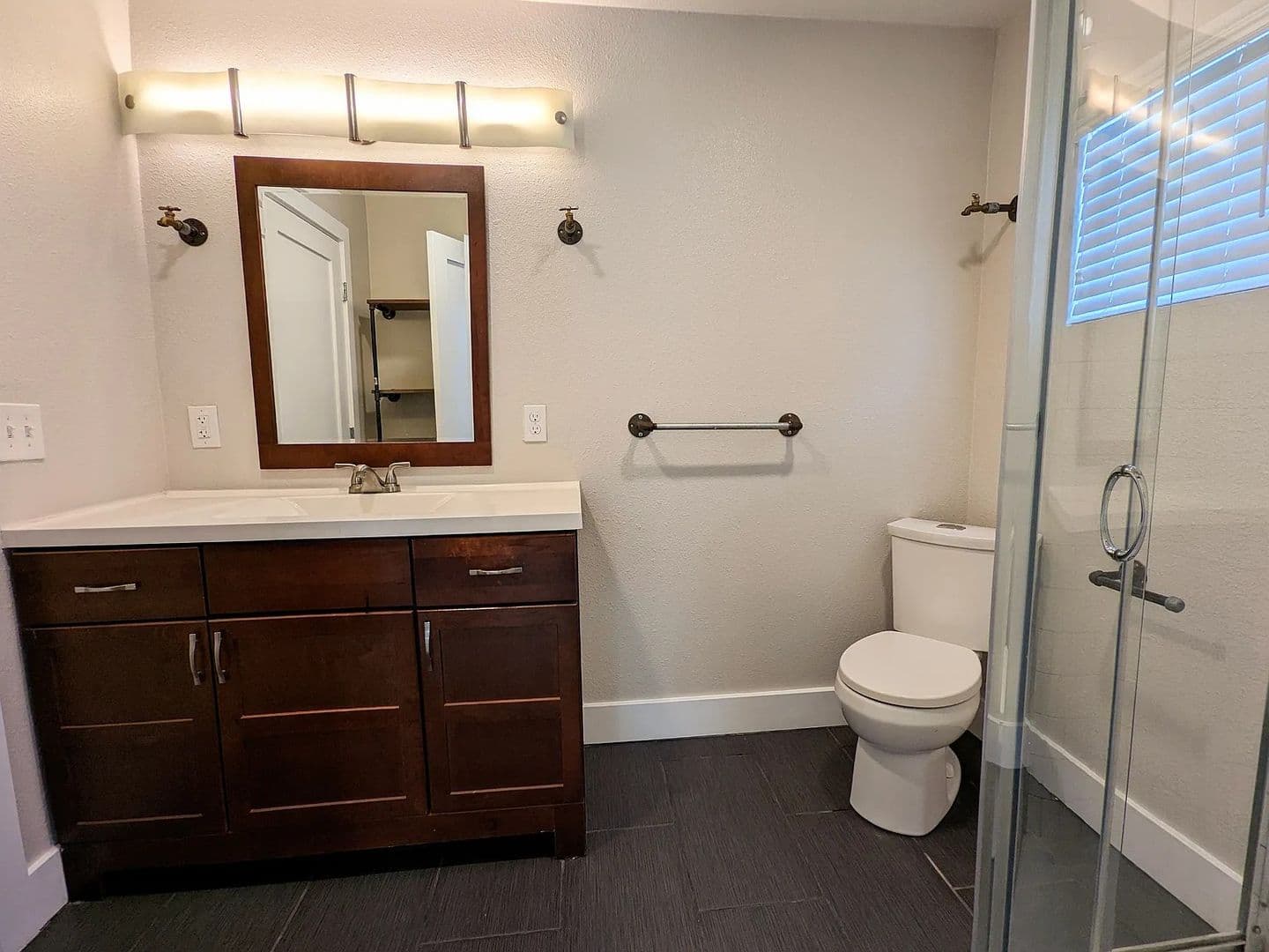 San Diego House: 4321 1/2 Louisiana St