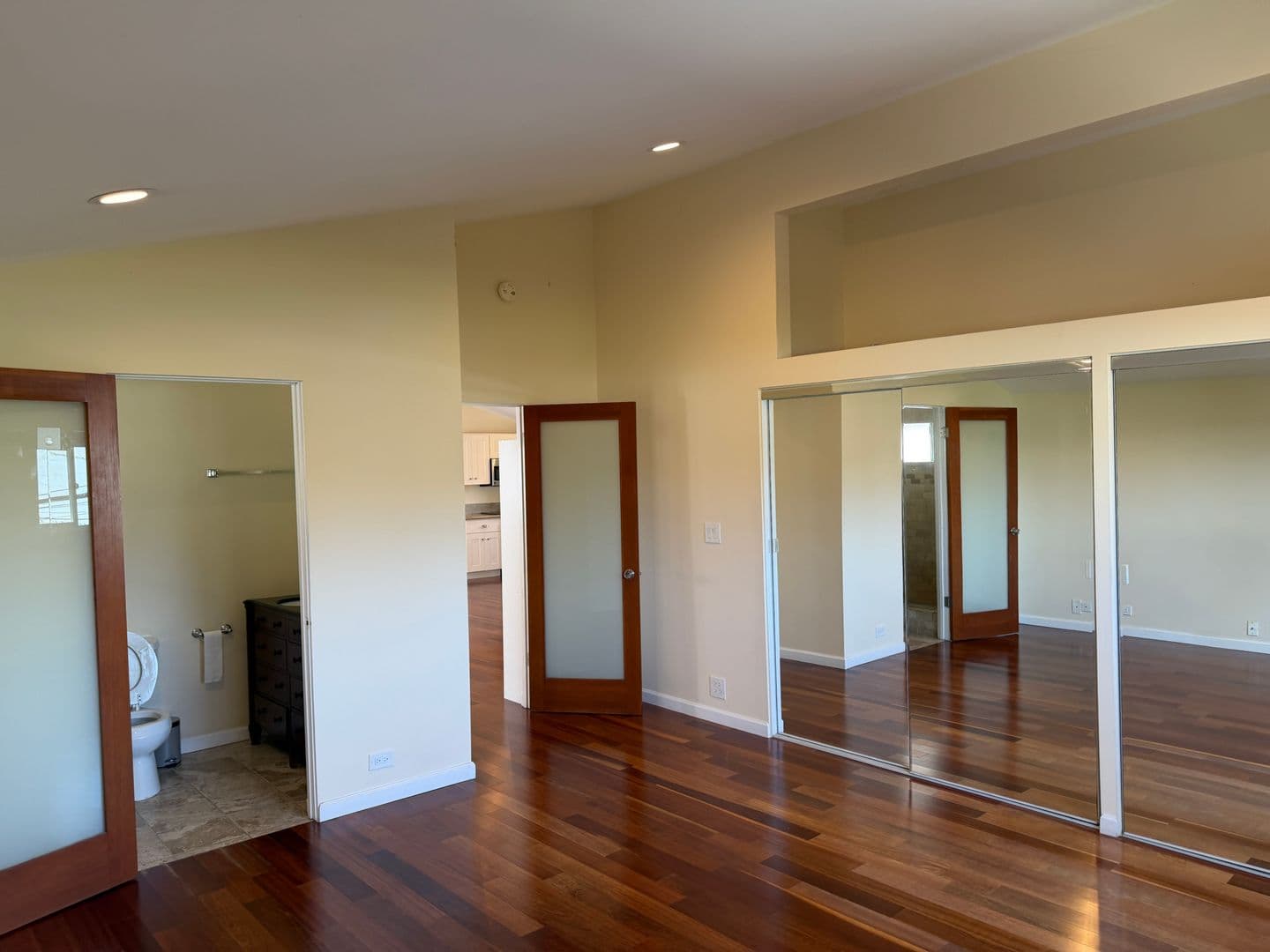 Santa Monica Condo: 1846 9th Street, #5