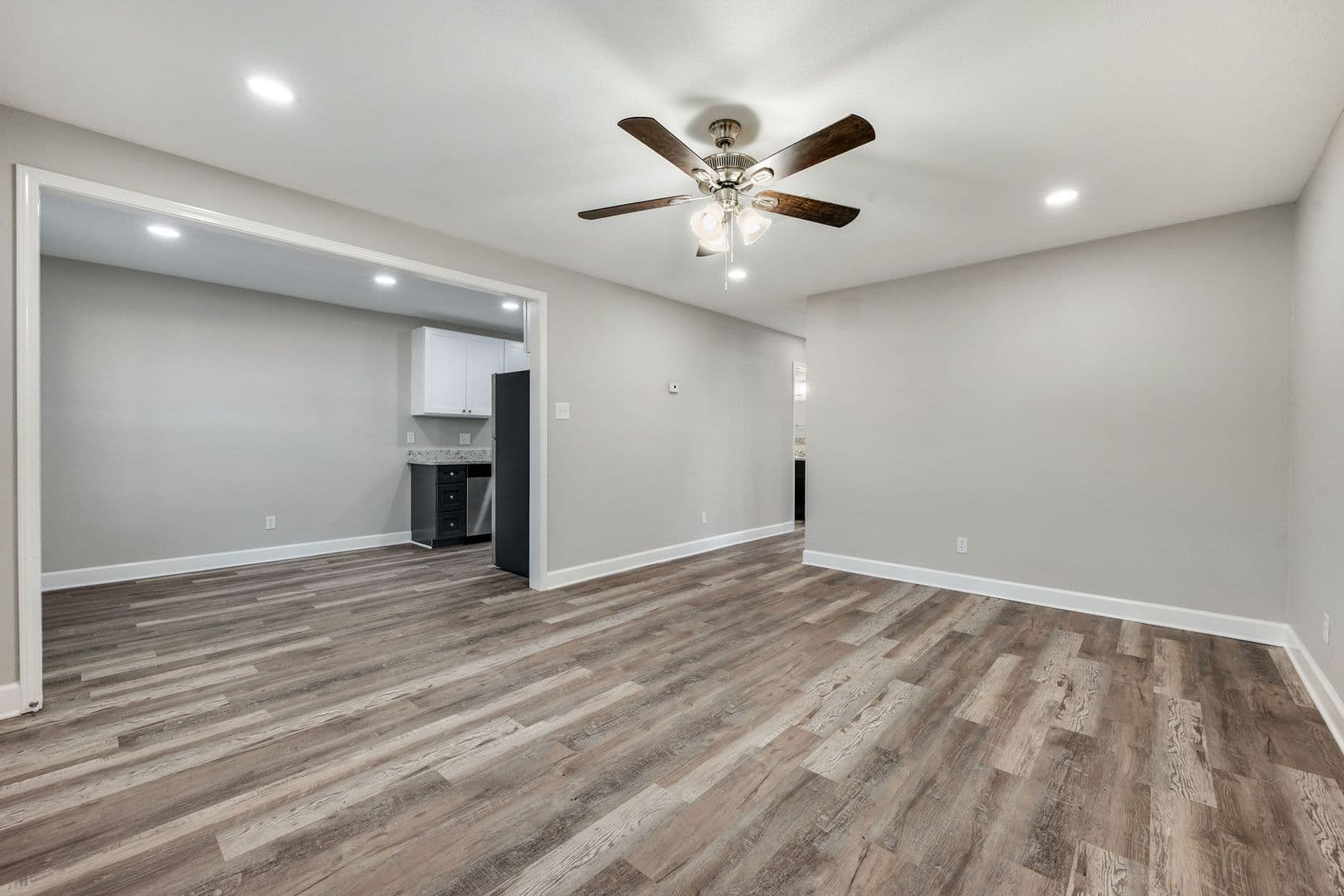 College Station Apartment: 1005 Summer Court Circle