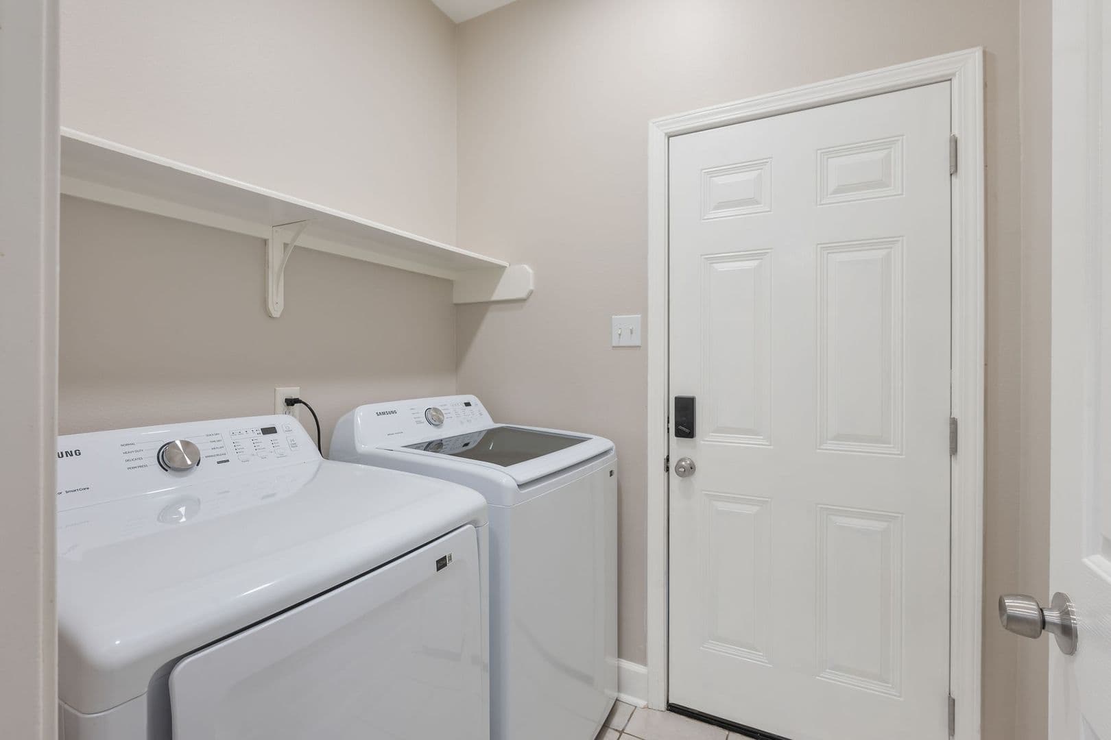 College Station Townhome: 101 Winter Park