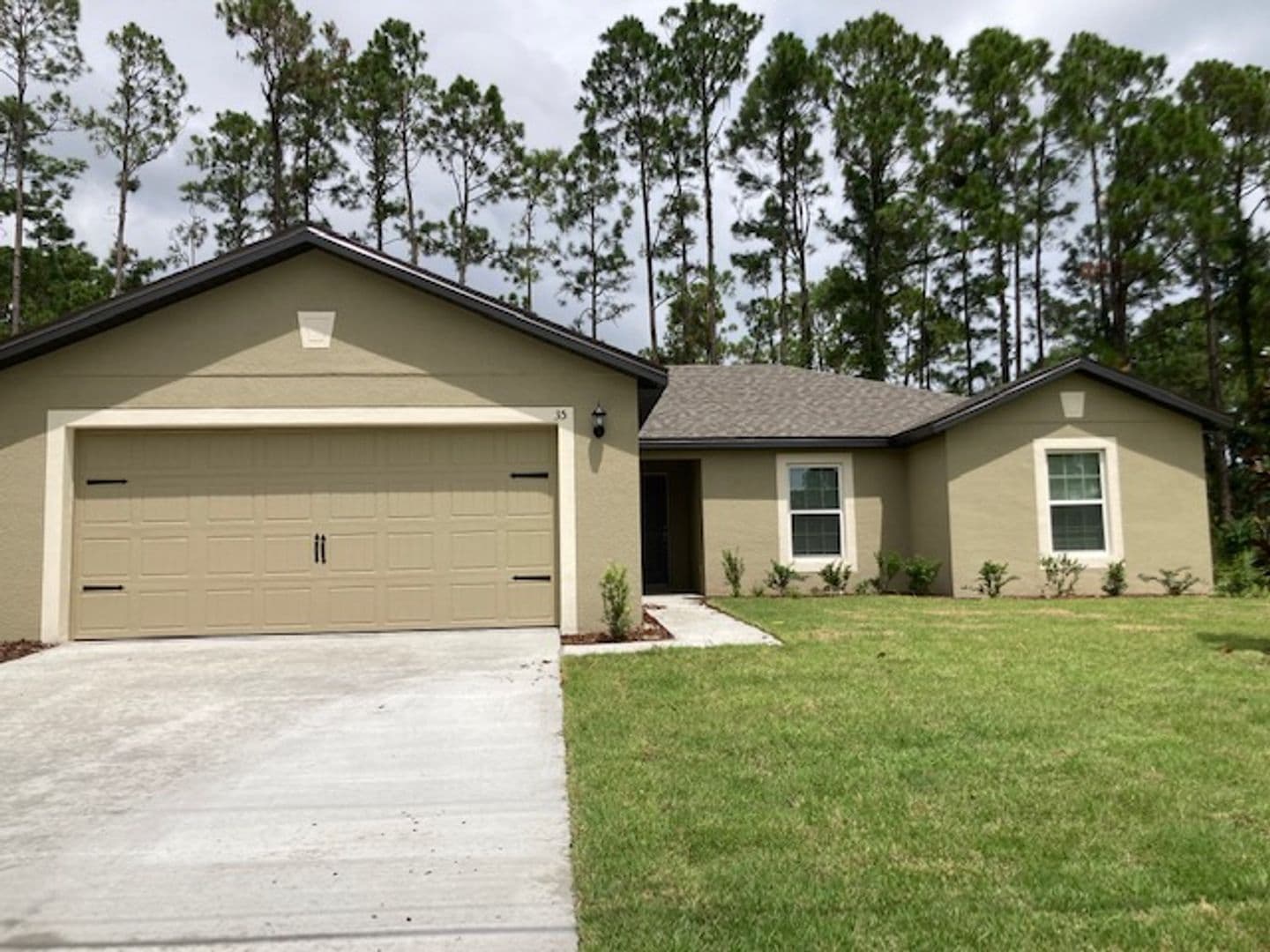 Palm Coast House: 35 Port Royal Drive