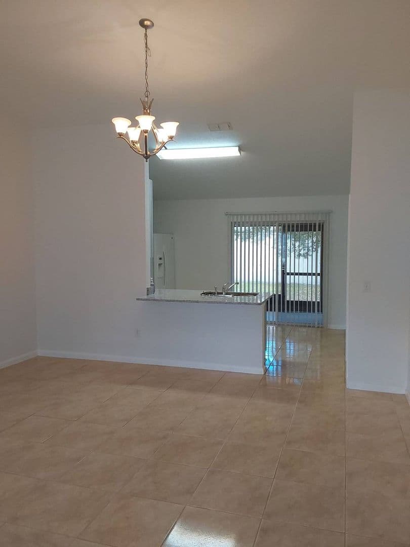 Palm Coast Apartment: 21 Prospect Lane