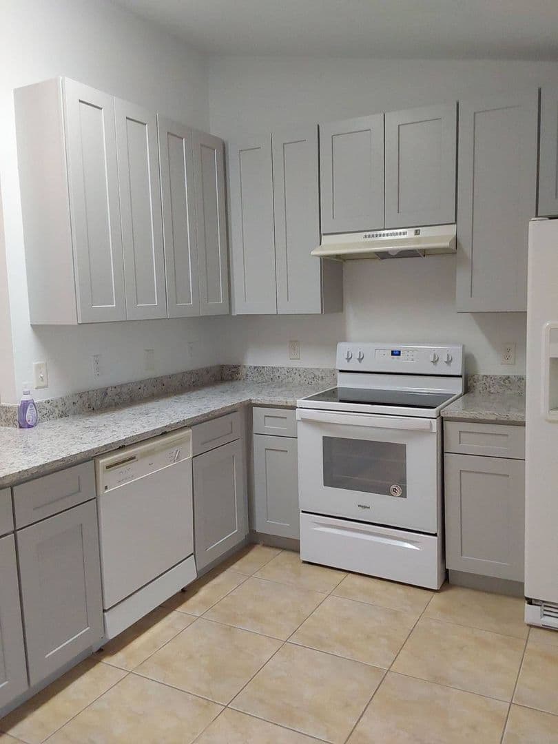 Palm Coast Apartment: 21 Prospect Lane