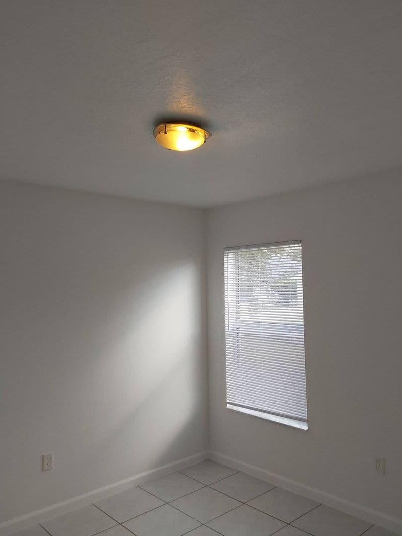 Palm Coast Apartment: 21 Prospect Lane