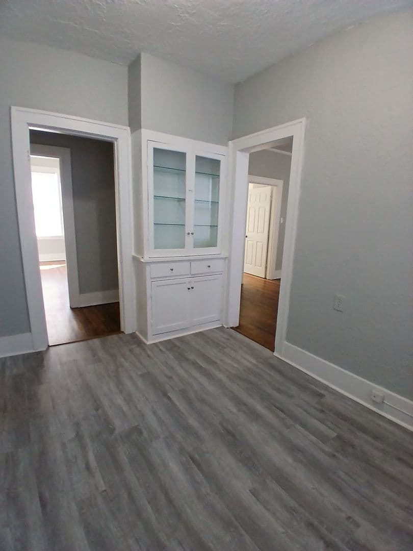 Memphis House: 2384 Forrest Ave. Unit W