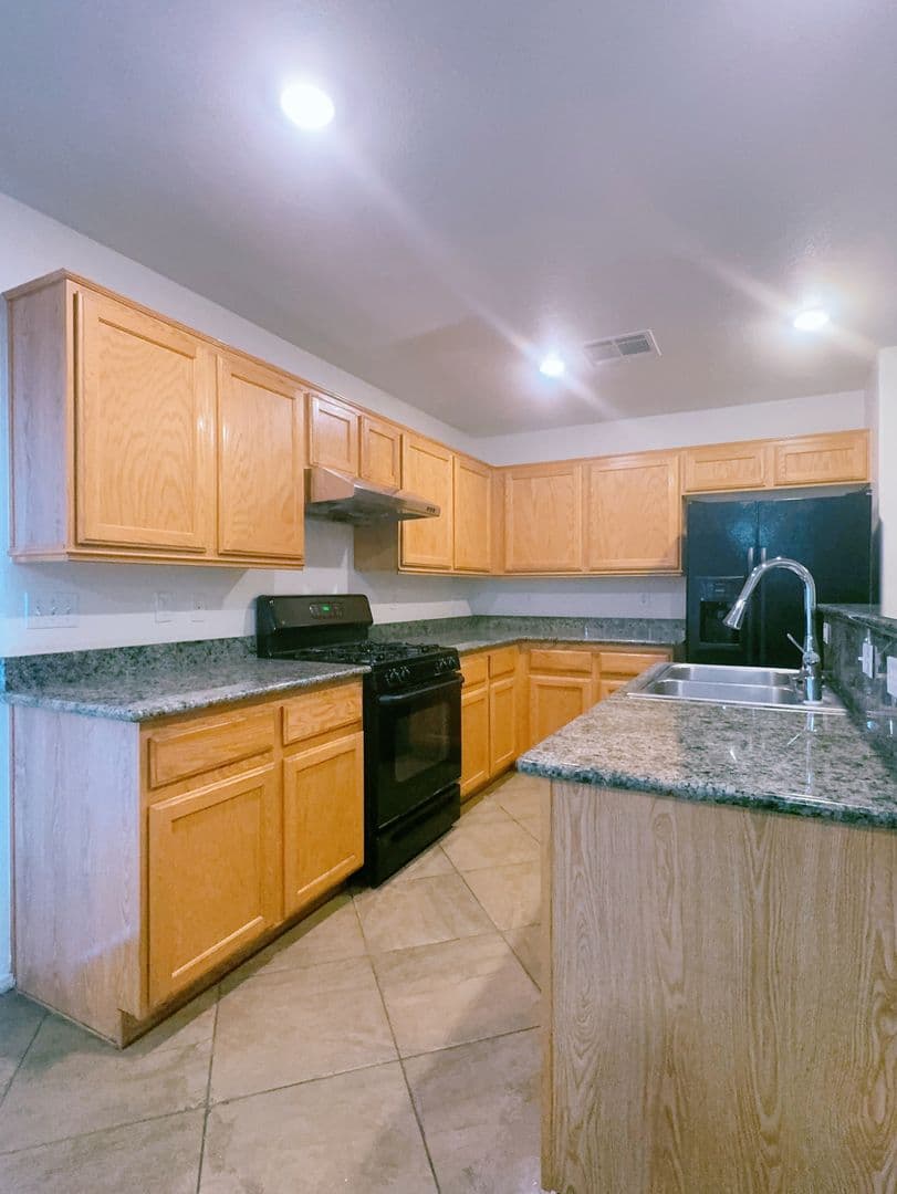 Las Vegas House: 7238 Mosaic Terrace St