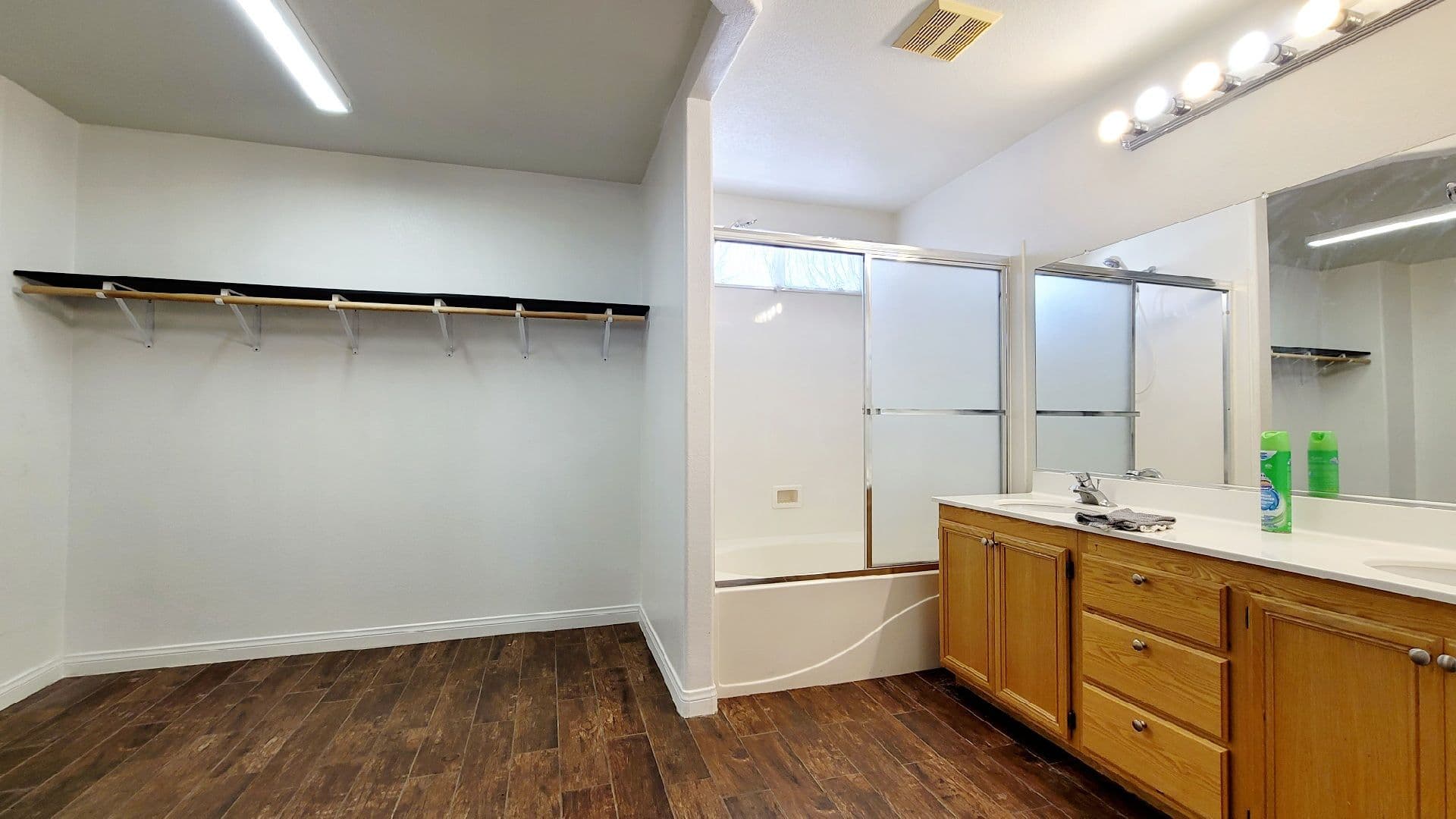 Las Vegas House: 8344 Golden Cypress Ave