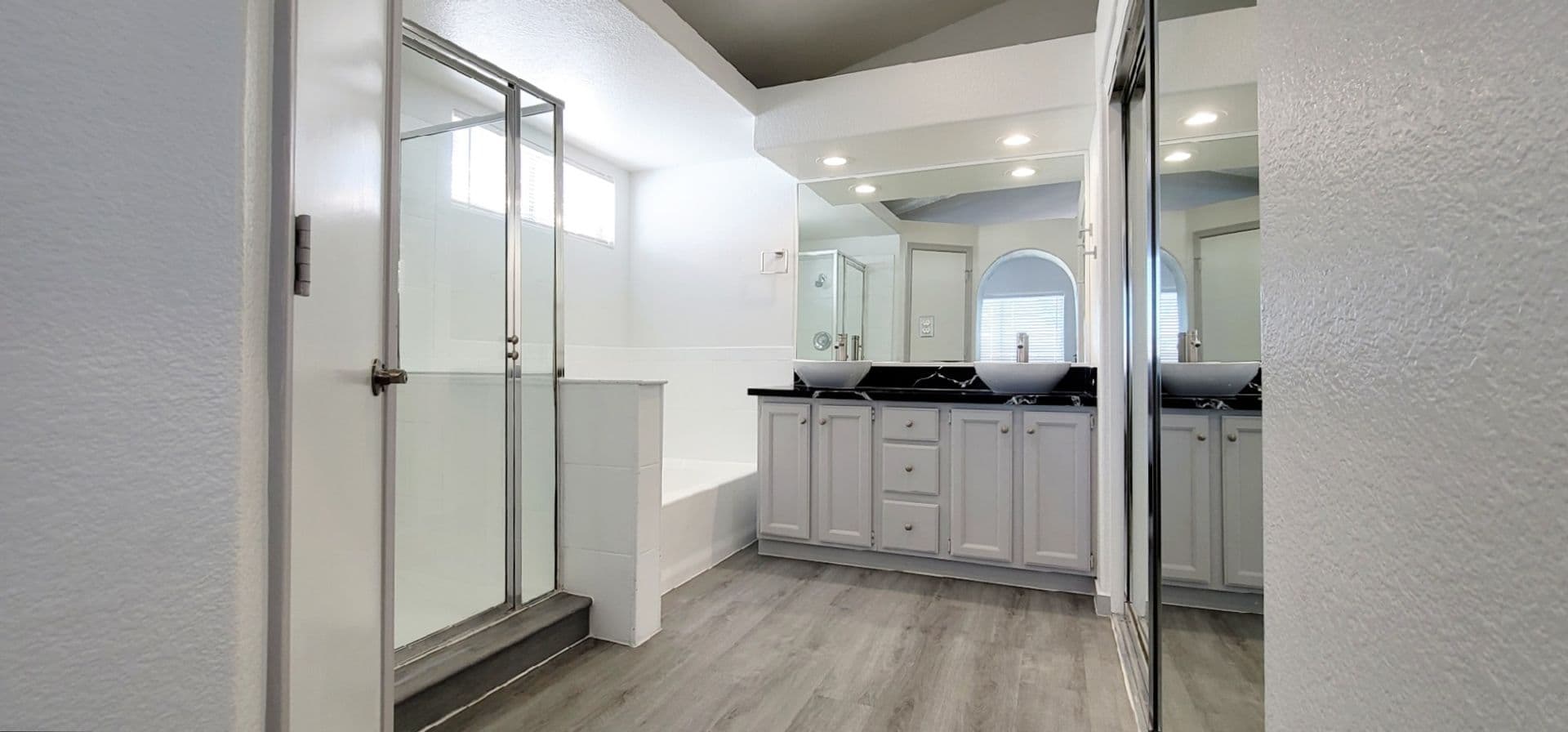 Henderson House: 73 Sea Holly Way