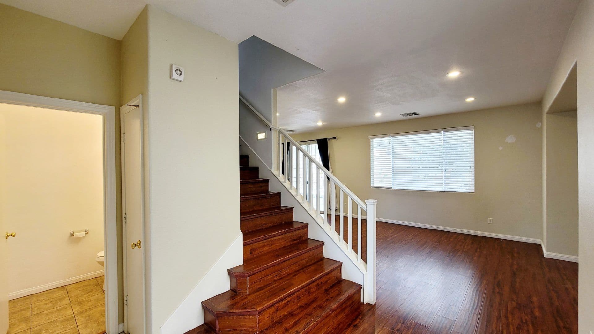 Las Vegas House: 8344 Golden Cypress Ave
