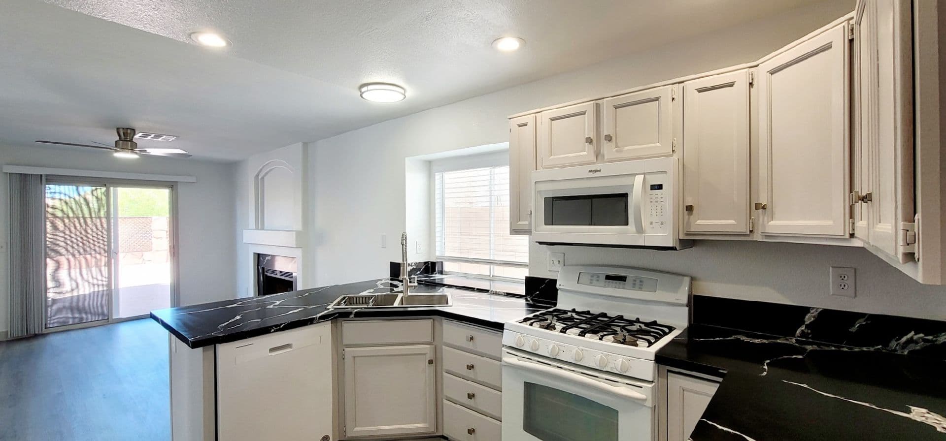 Henderson House: 73 Sea Holly Way