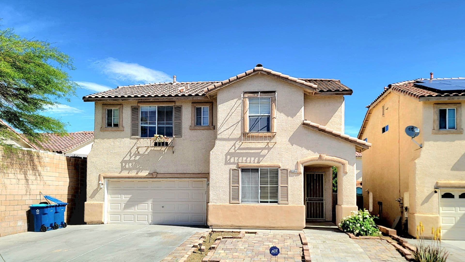 Las Vegas House: 8344 Golden Cypress Ave