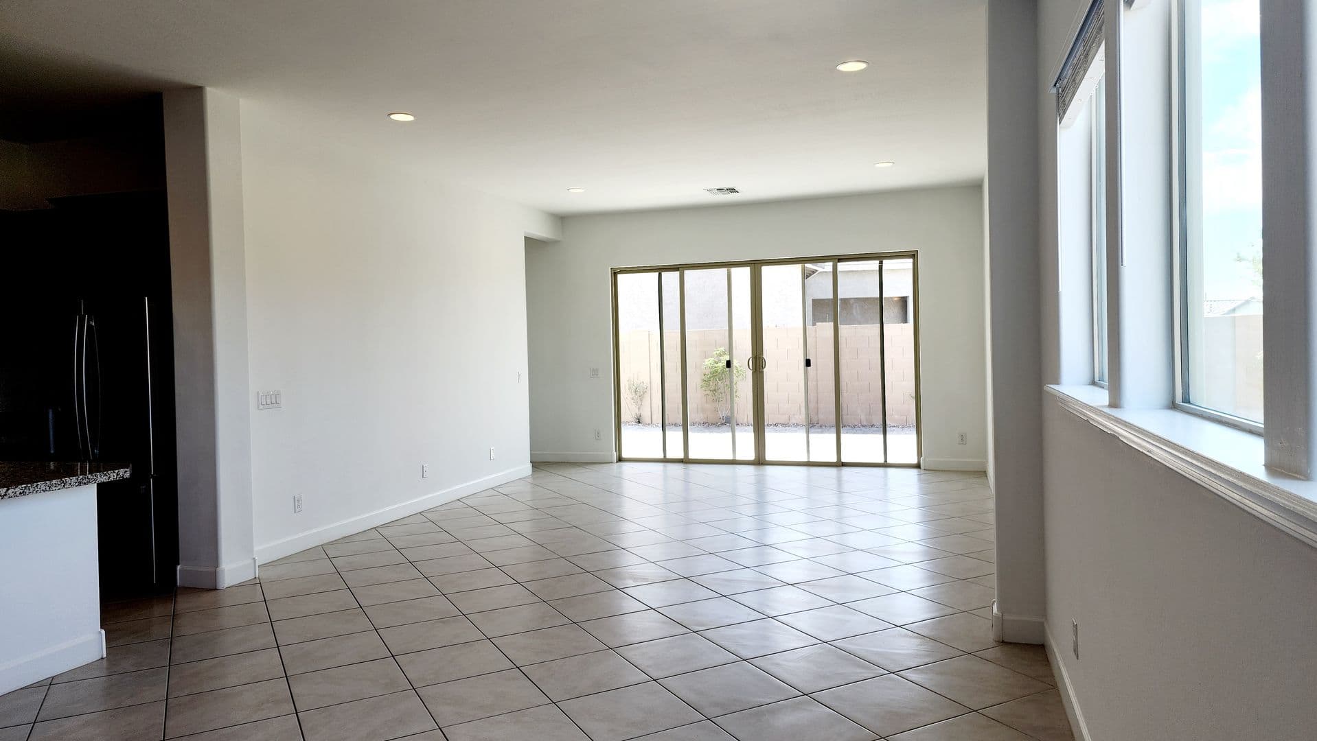 Litchfield Park House: 5603 N 194th Ave