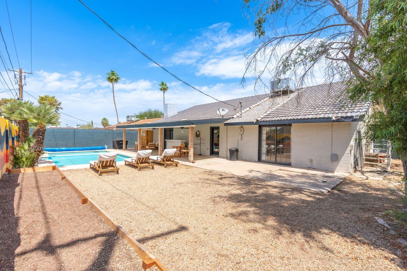 Tempe House: 9 E. Del Rio Drive