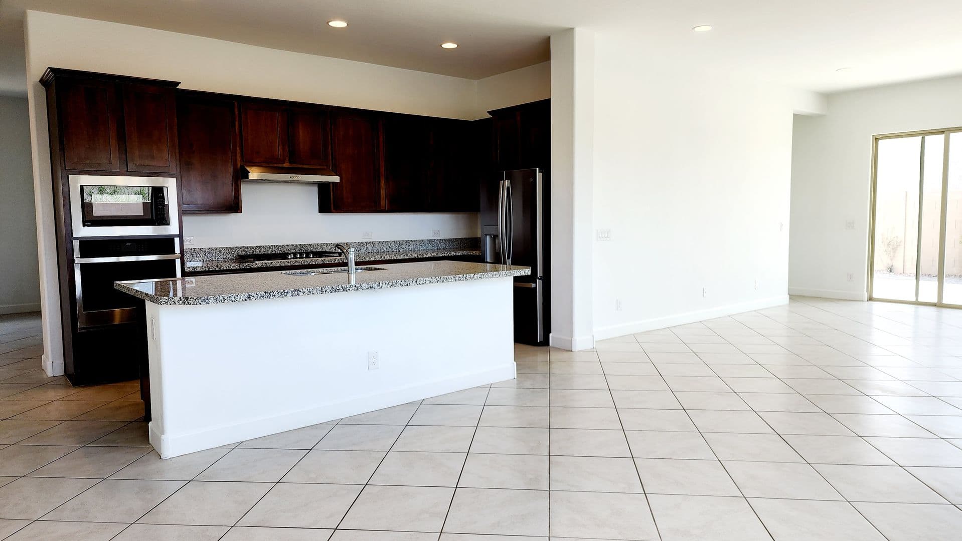 Litchfield Park House: 5603 N 194th Ave