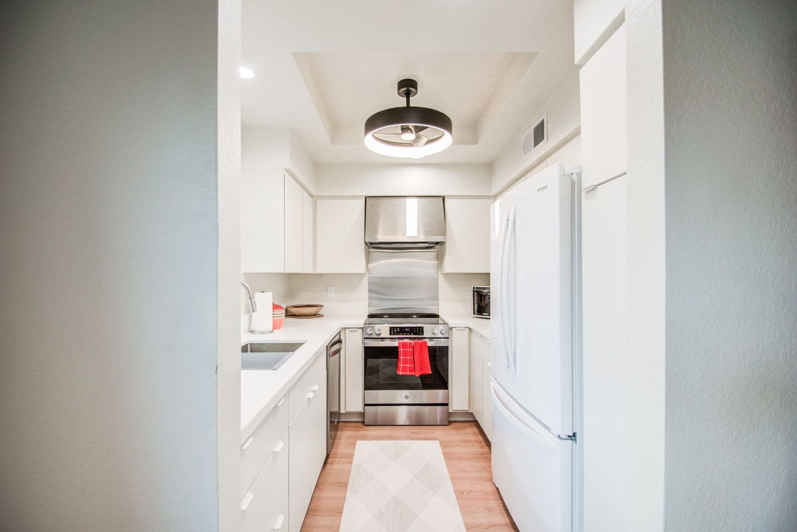Scottsdale Townhome: 5640 E Bell Rd 1010