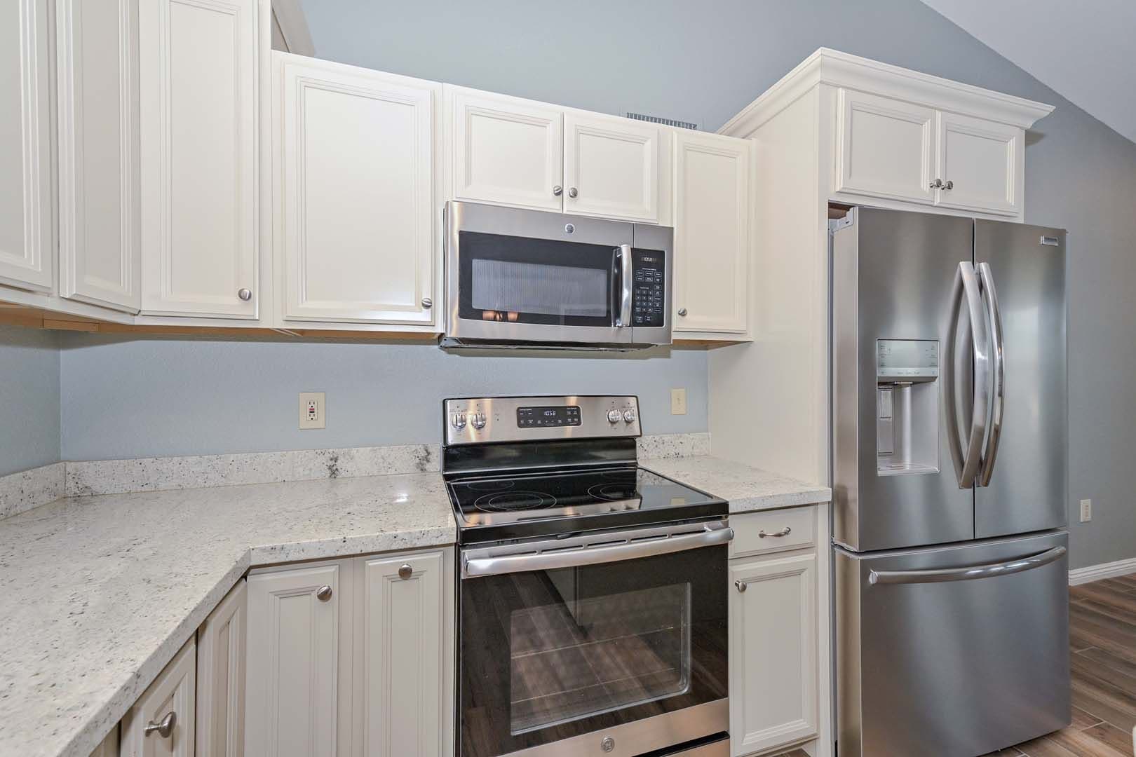 Sun City West House: 14227 W YOSEMITE DR