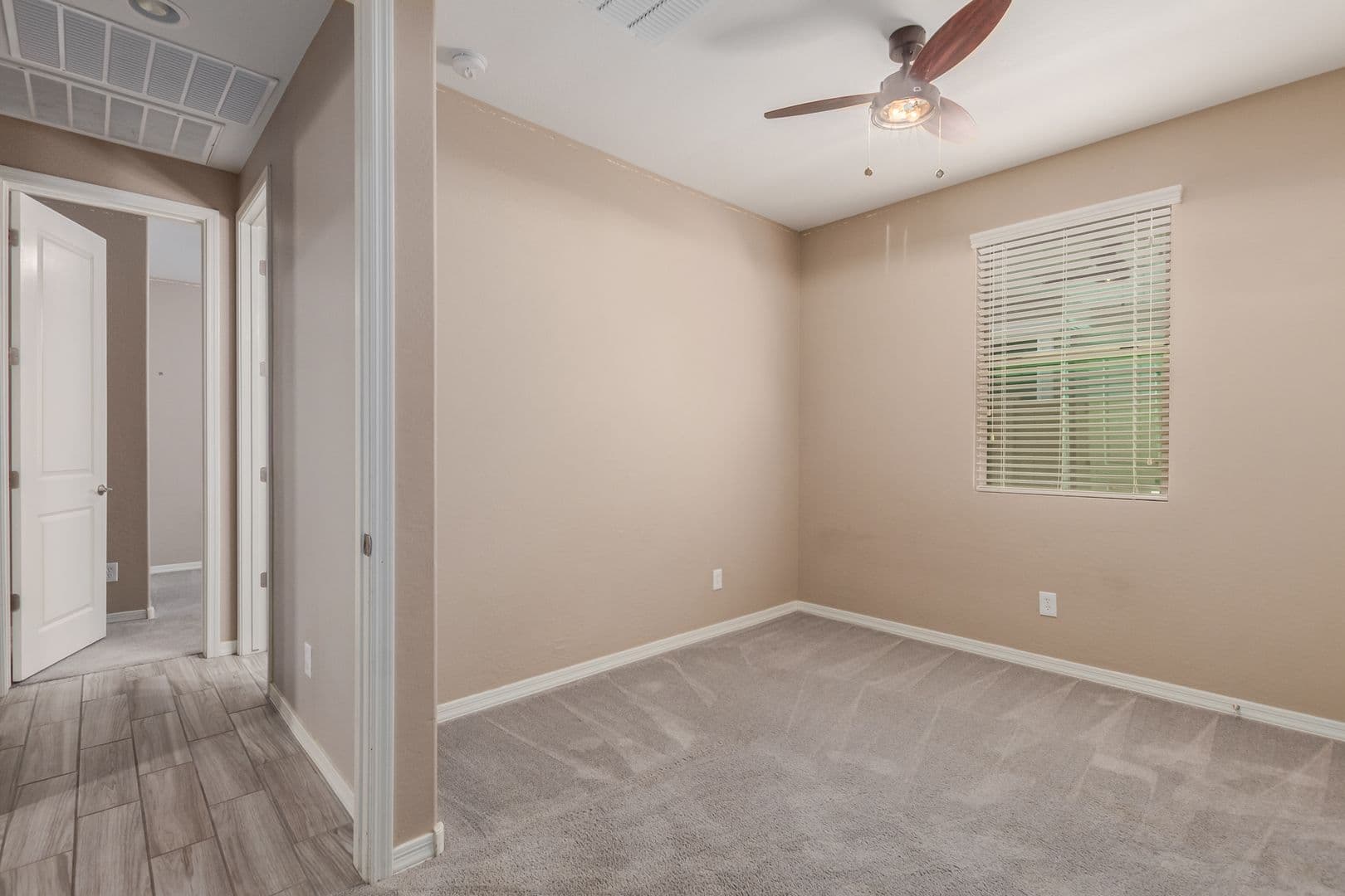 Mesa House: 10158 E THEOREM DR
