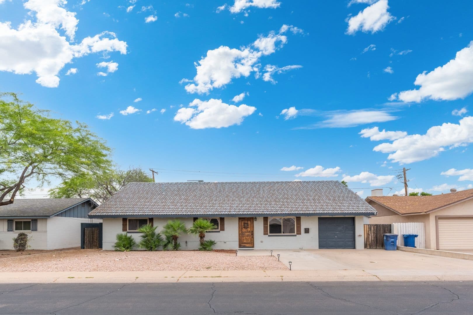 Tempe House: 9 E. Del Rio Drive