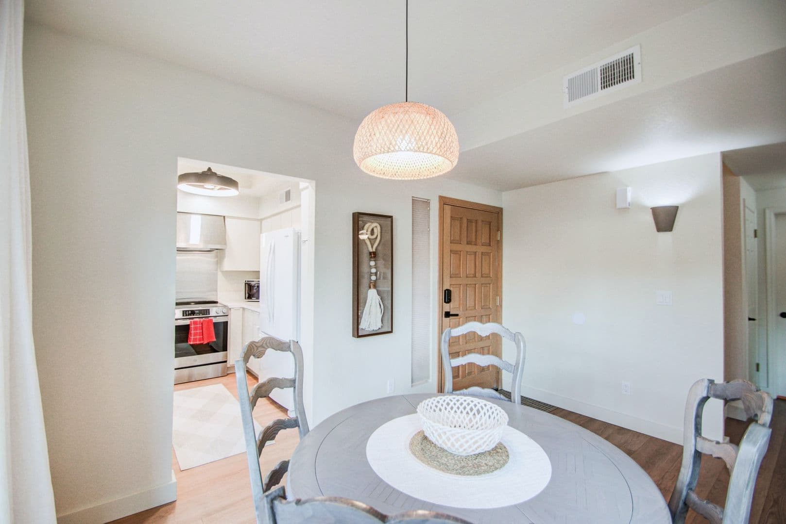 Scottsdale Townhome: 5640 E Bell Rd 1010