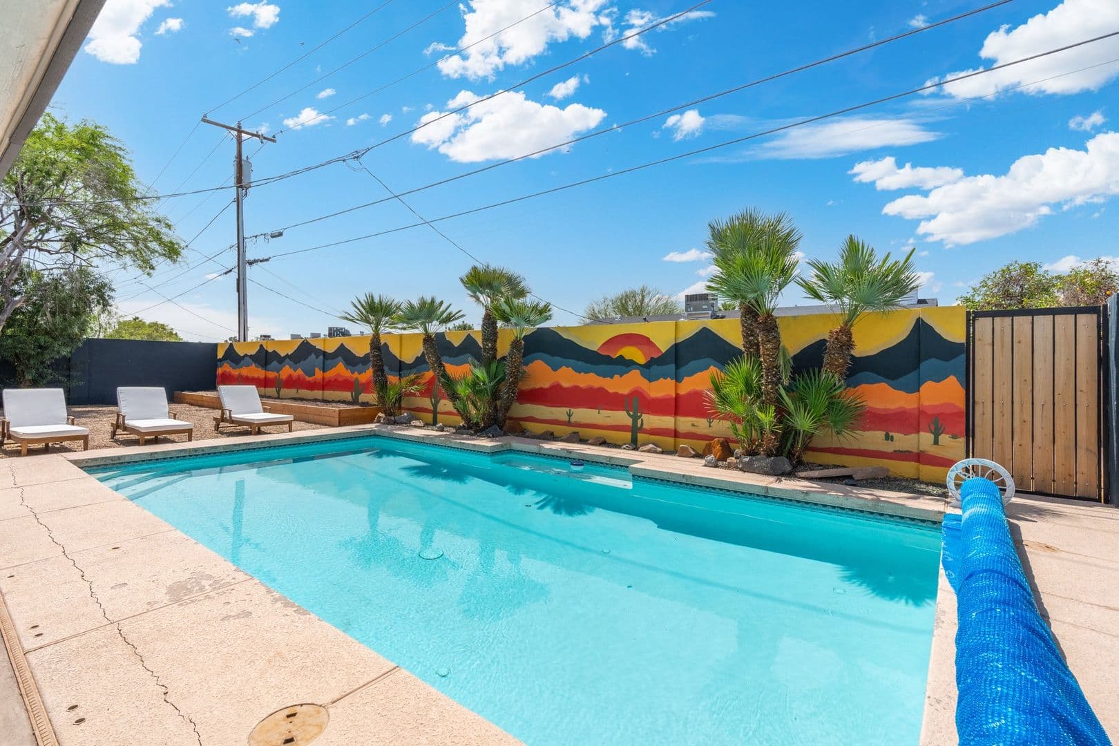 Tempe House: 9 E. Del Rio Drive