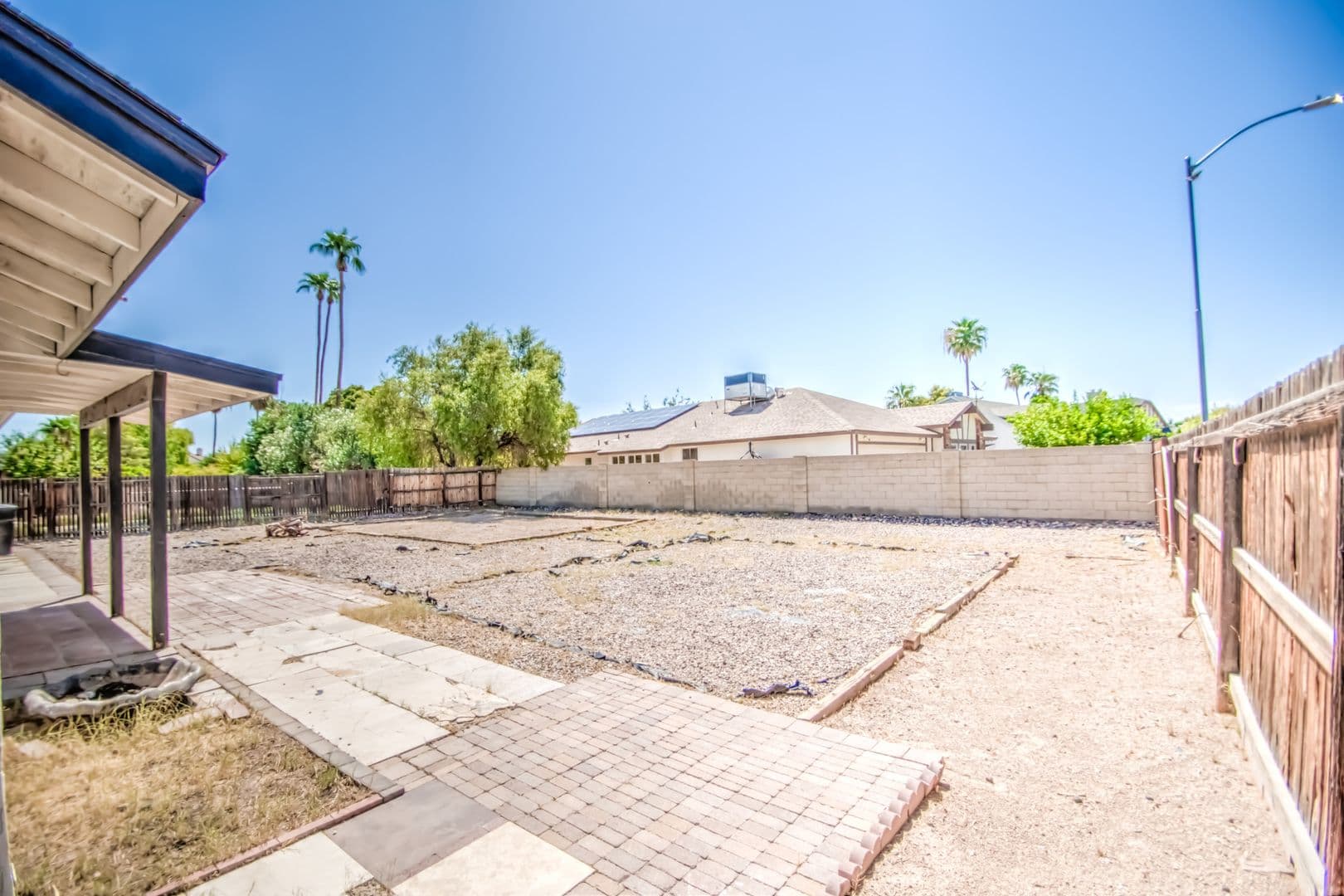 Glendale House: 5321 W Eugie Ave