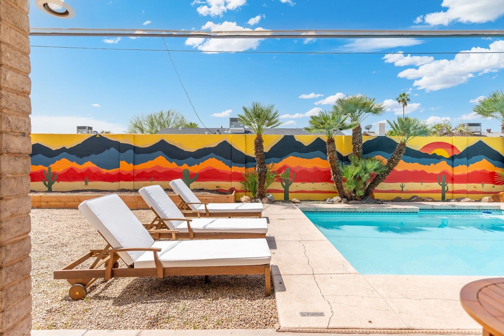 Tempe House: 9 E. Del Rio Drive