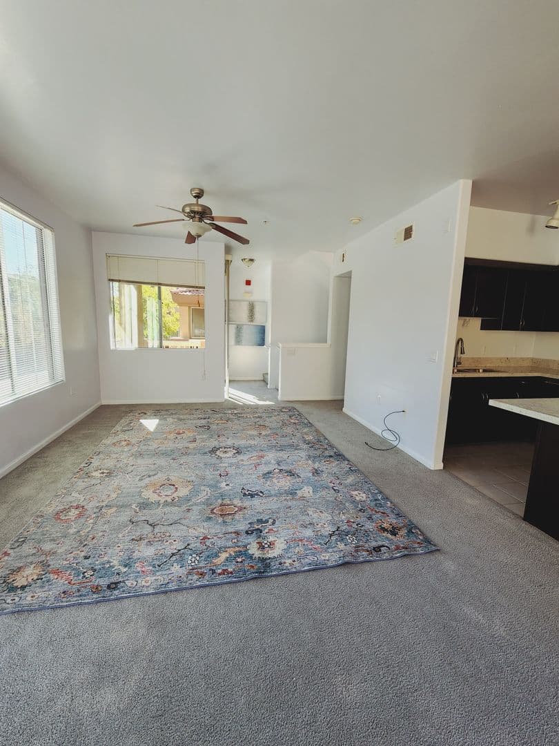 Phoenix Townhome: 1920 E Bell Rd Unit 1193