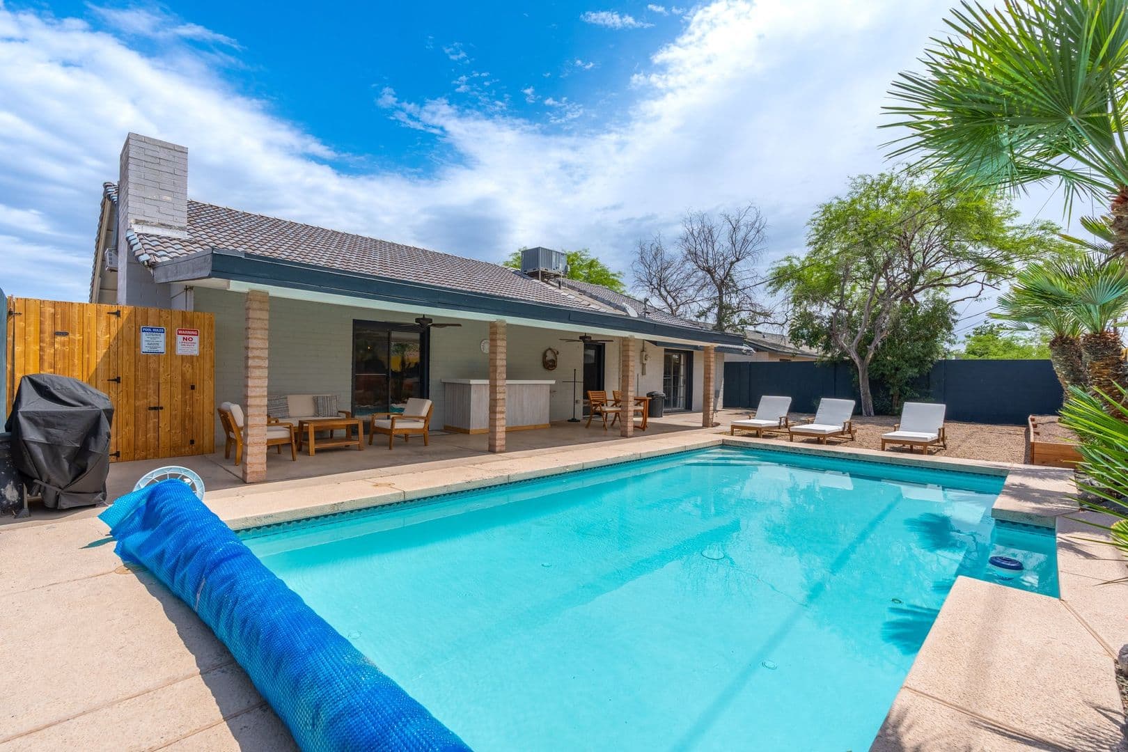 Tempe House: 9 E. Del Rio Drive