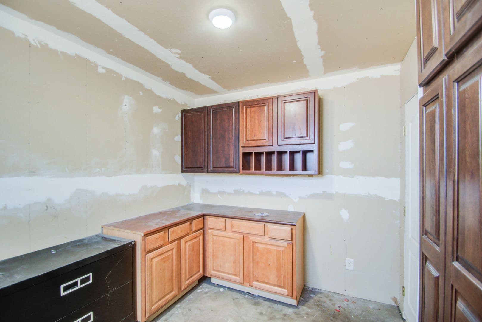 Glendale House: 5321 W Eugie Ave