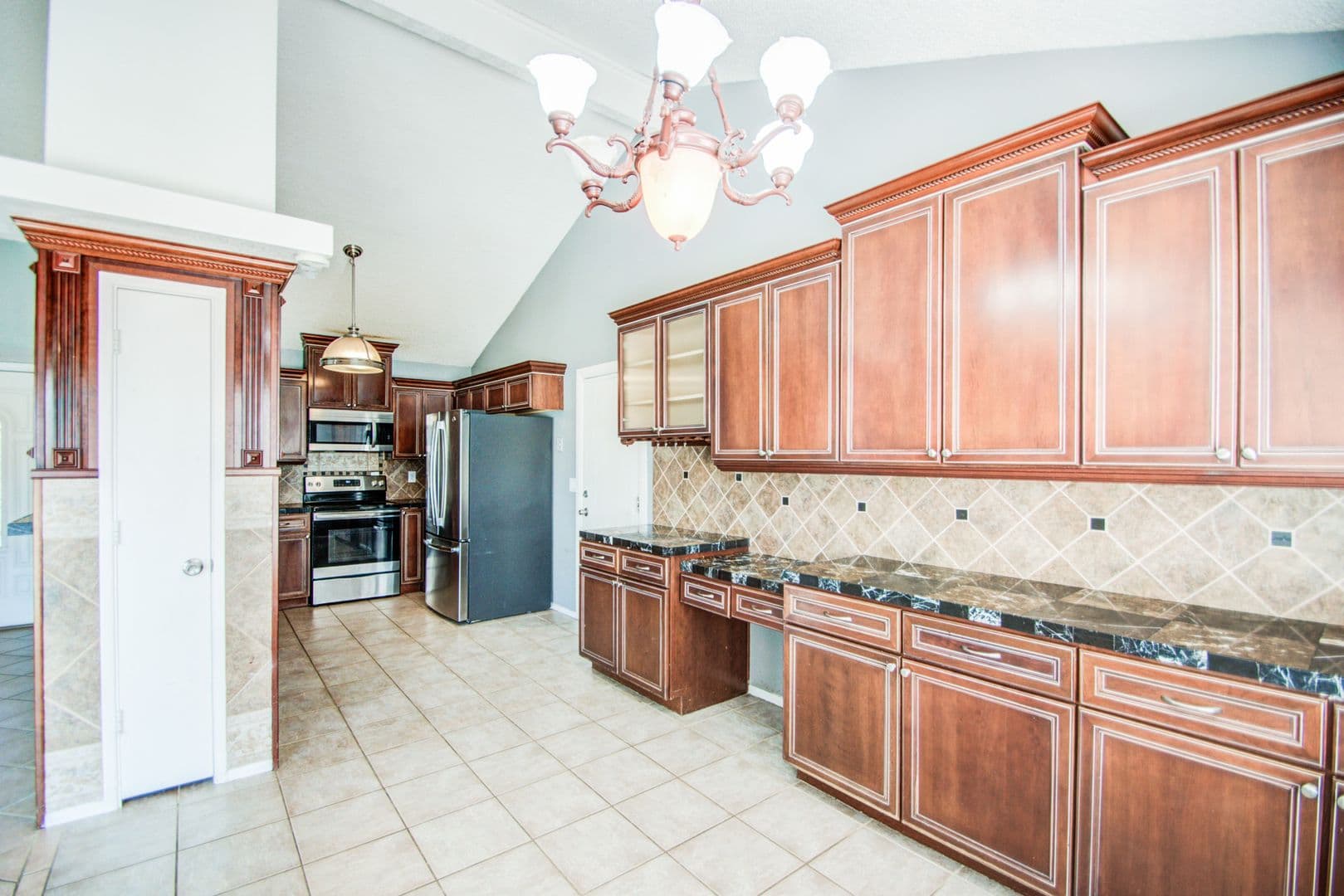 Glendale House: 5321 W Eugie Ave