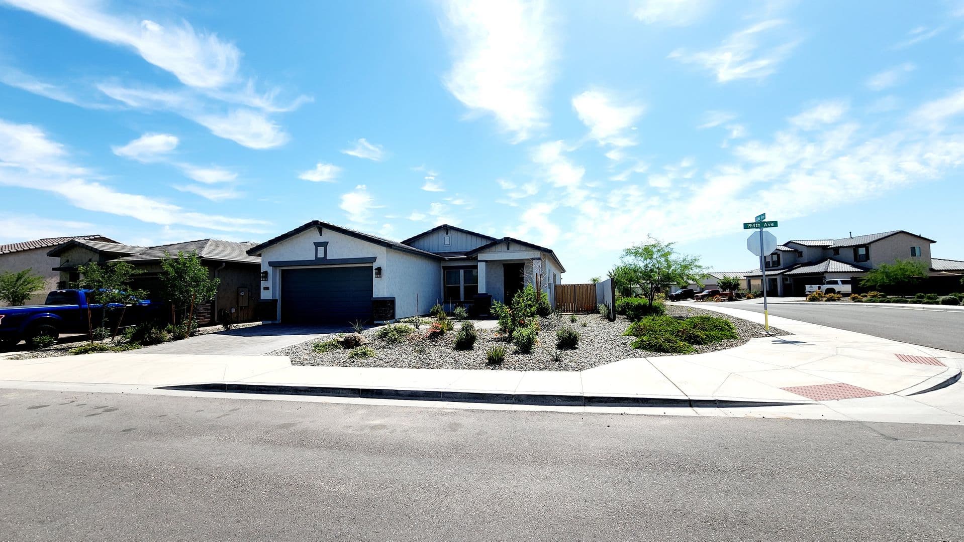 Litchfield Park House: 5603 N 194th Ave